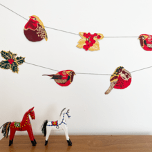 East End Press Christmas Robin Paper Garland