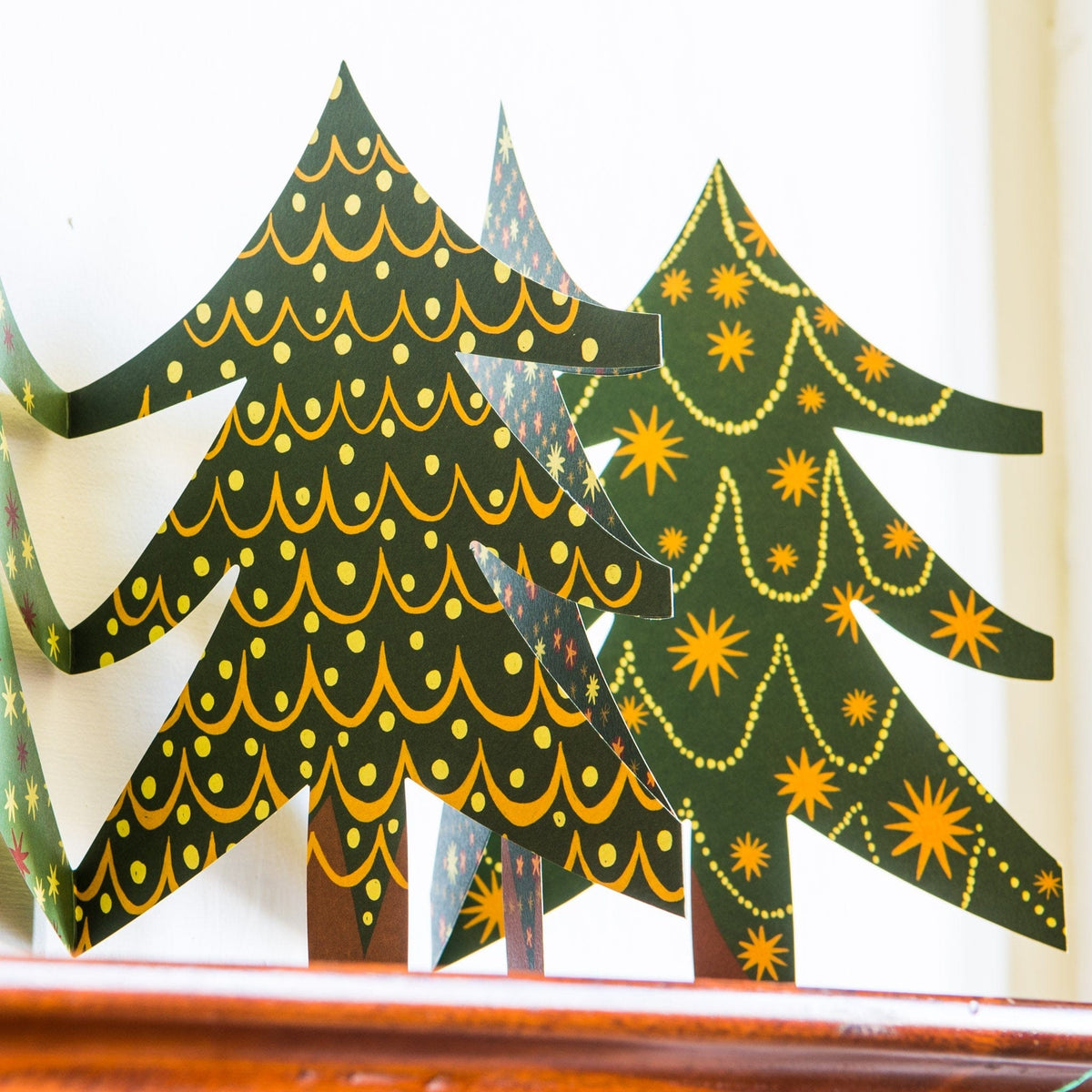 East End Press Christmas Tree Concertina Garland
