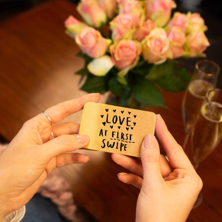Ellie Ellie 'Love At First Swipe' Online Dating Wallet Card
