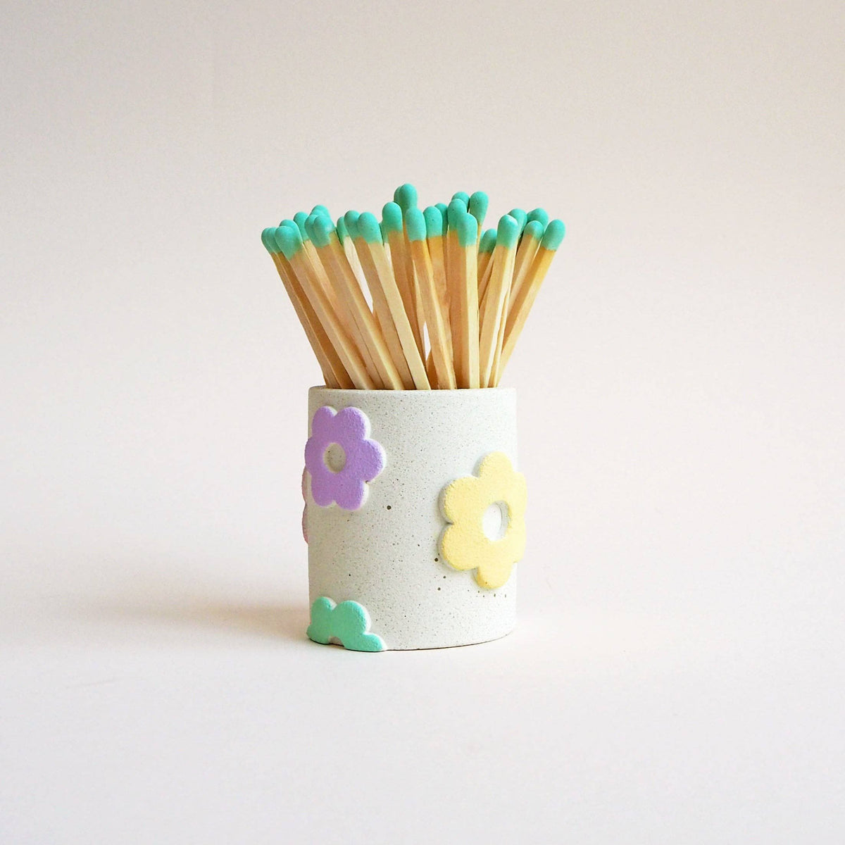 Hello Marilu Petal Match Stick Holders: White Pot with coloured flowers / Mint