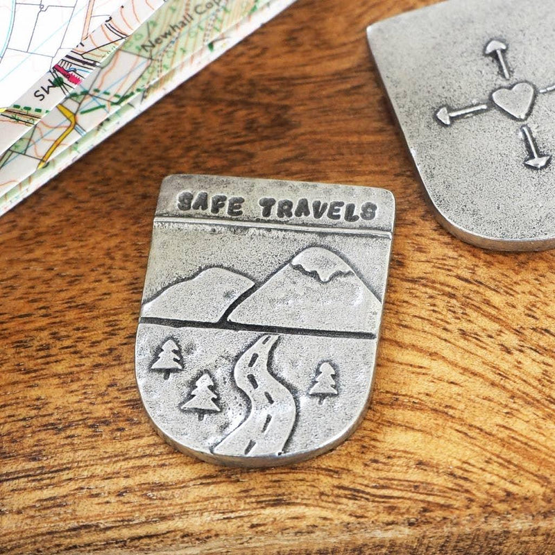 Kutuu 'Safe Travels' Pocket Token