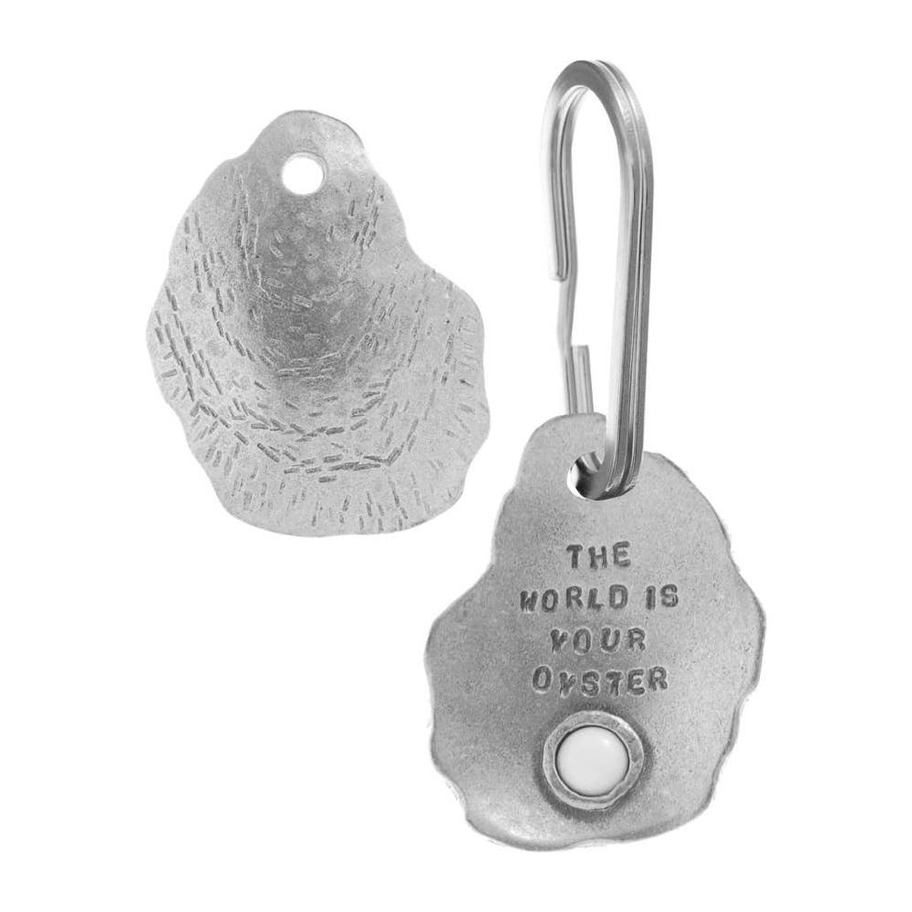 Kutuu 'The World Is Your Oyster' Keychain