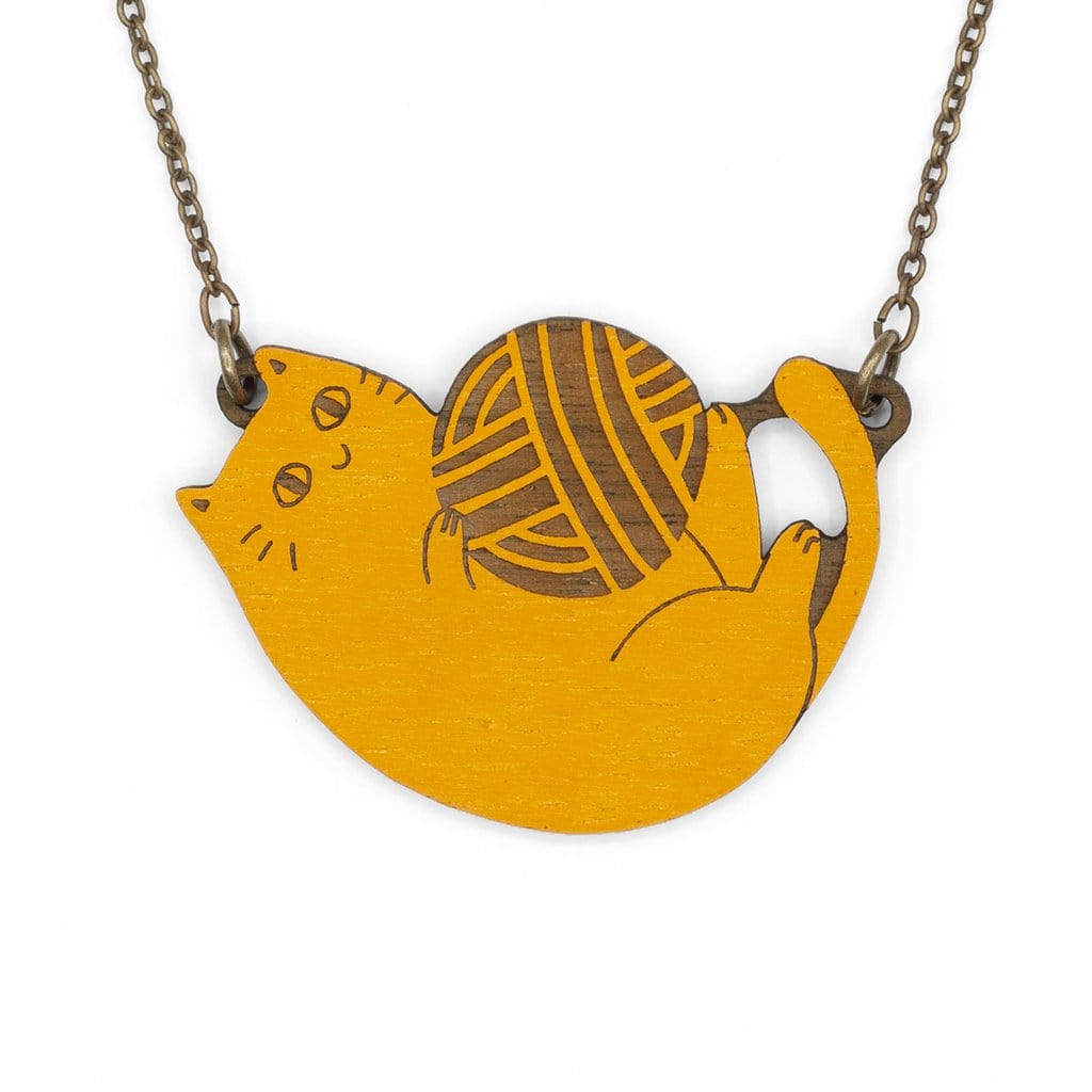 Materia Rica ginger Playful Pink Cat Wooden Necklace