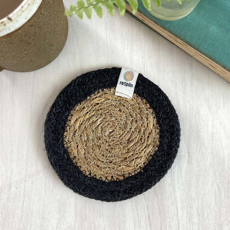 Respiin Round Seagrass & Jute Coaster Natural / Black