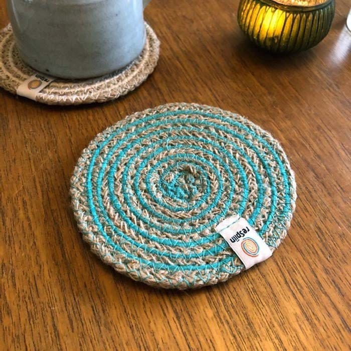 Respiin Round Spiral Jute Coaster - Natural/Turquoise