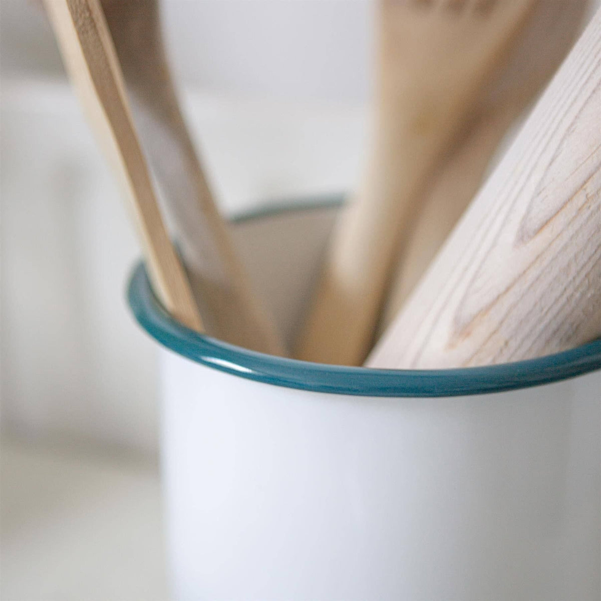 Rinkit Ltd 15.5cm White Enamel Utensil Holder - By Argon Tableware: Blue