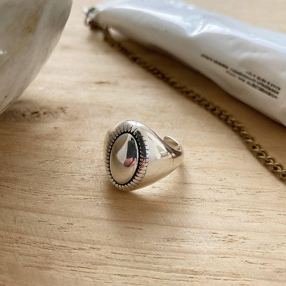 Royalbee Acropolis Ring