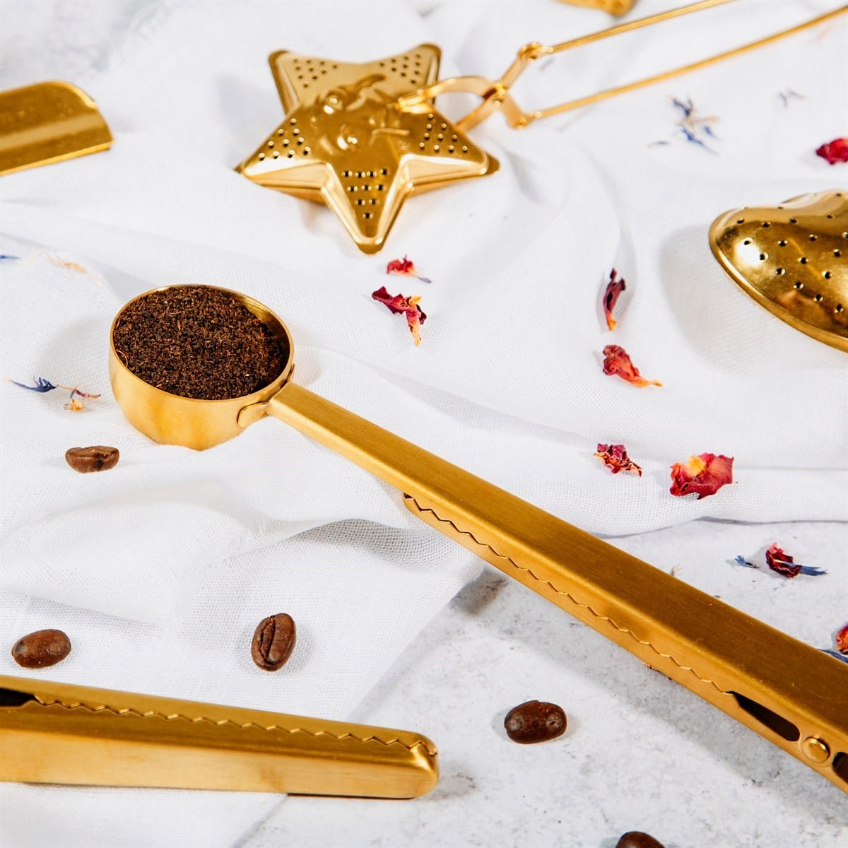 Sass & Belle Brass Coffee Scoop Clip