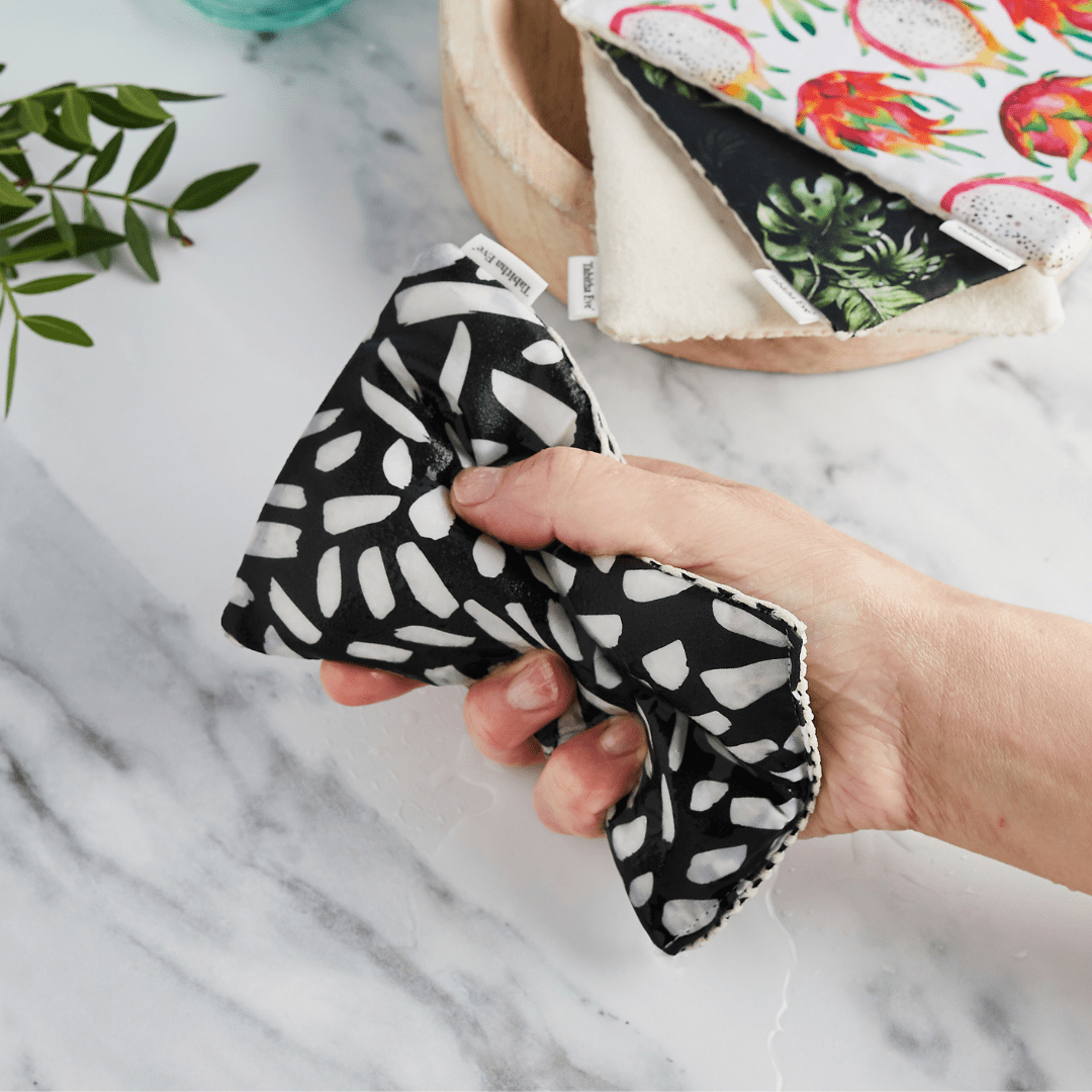Tabitha Eve black & white Kitchen None Sponge