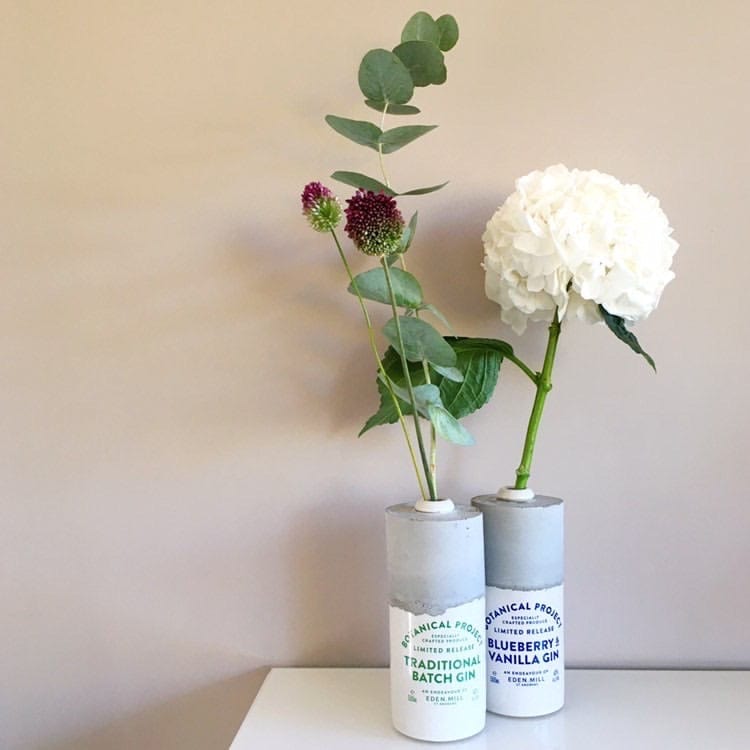 Zoe Scott ceramic style 1 (Green Writing) Concrete Bottle Vase