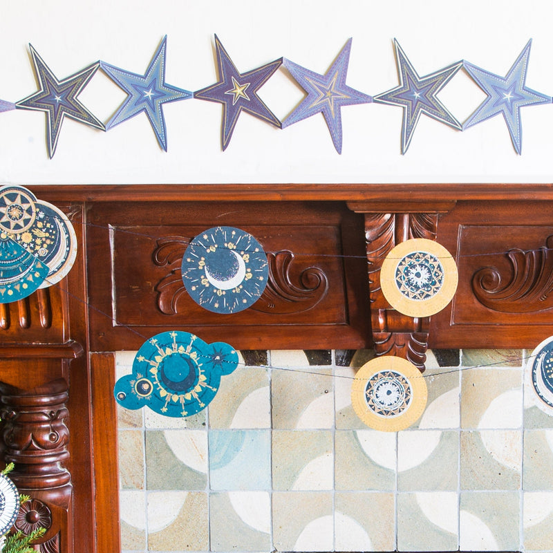 East End Press Star Concertina Garland