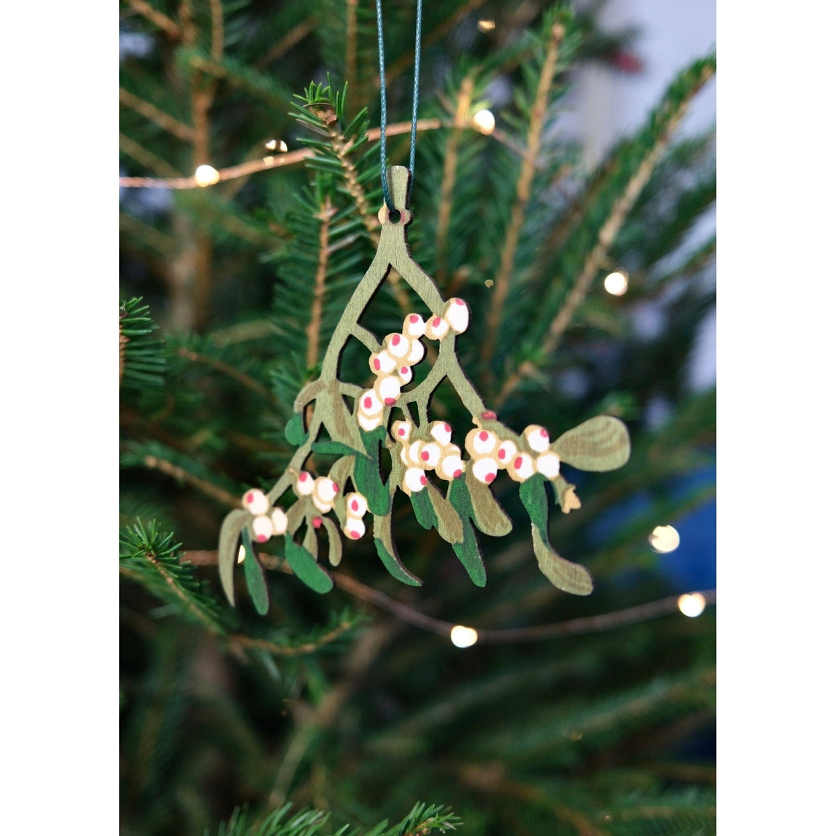 East End Press Wooden Mistletoe Decoration