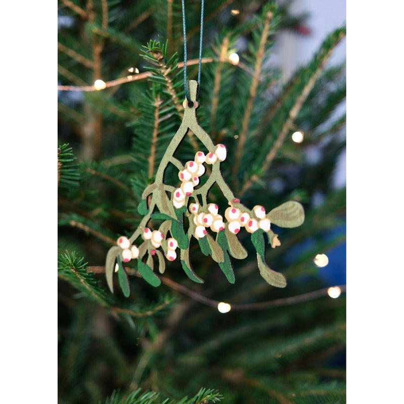 East End Press Wooden Mistletoe Decoration