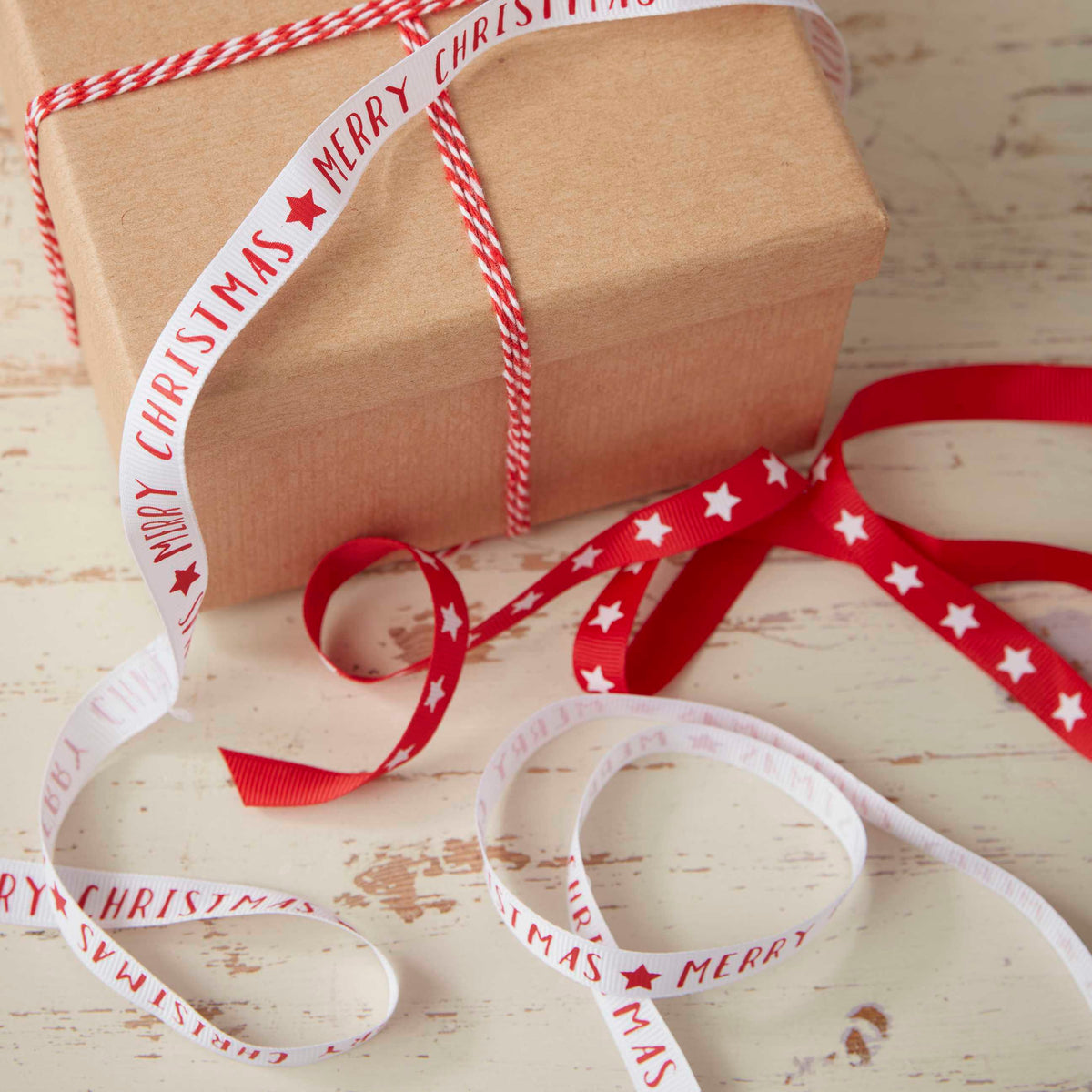 Ginger Ray Red & White Merry Christmas Ribbon Kit