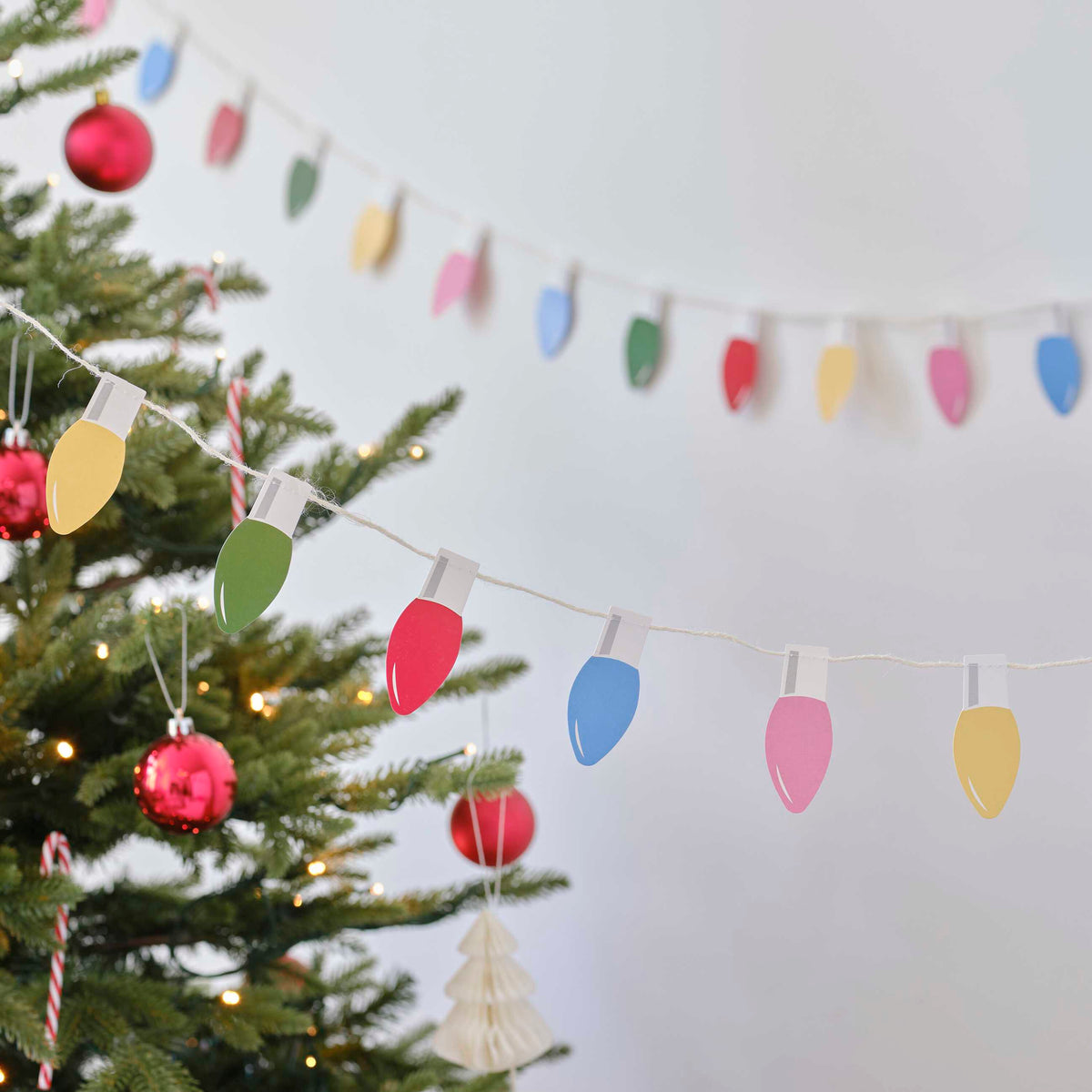 Hell Yeah Multicoloured Lightbulb Christmas Garland