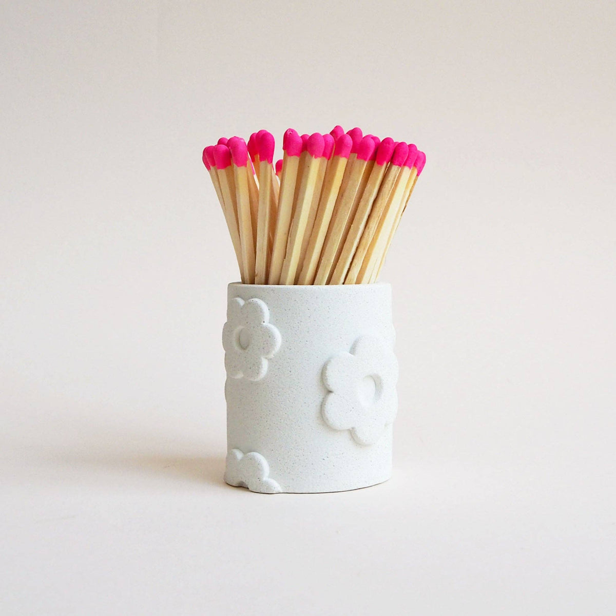 Hello Marilu Petal Match Stick Holders: White Pot / Hot Pink