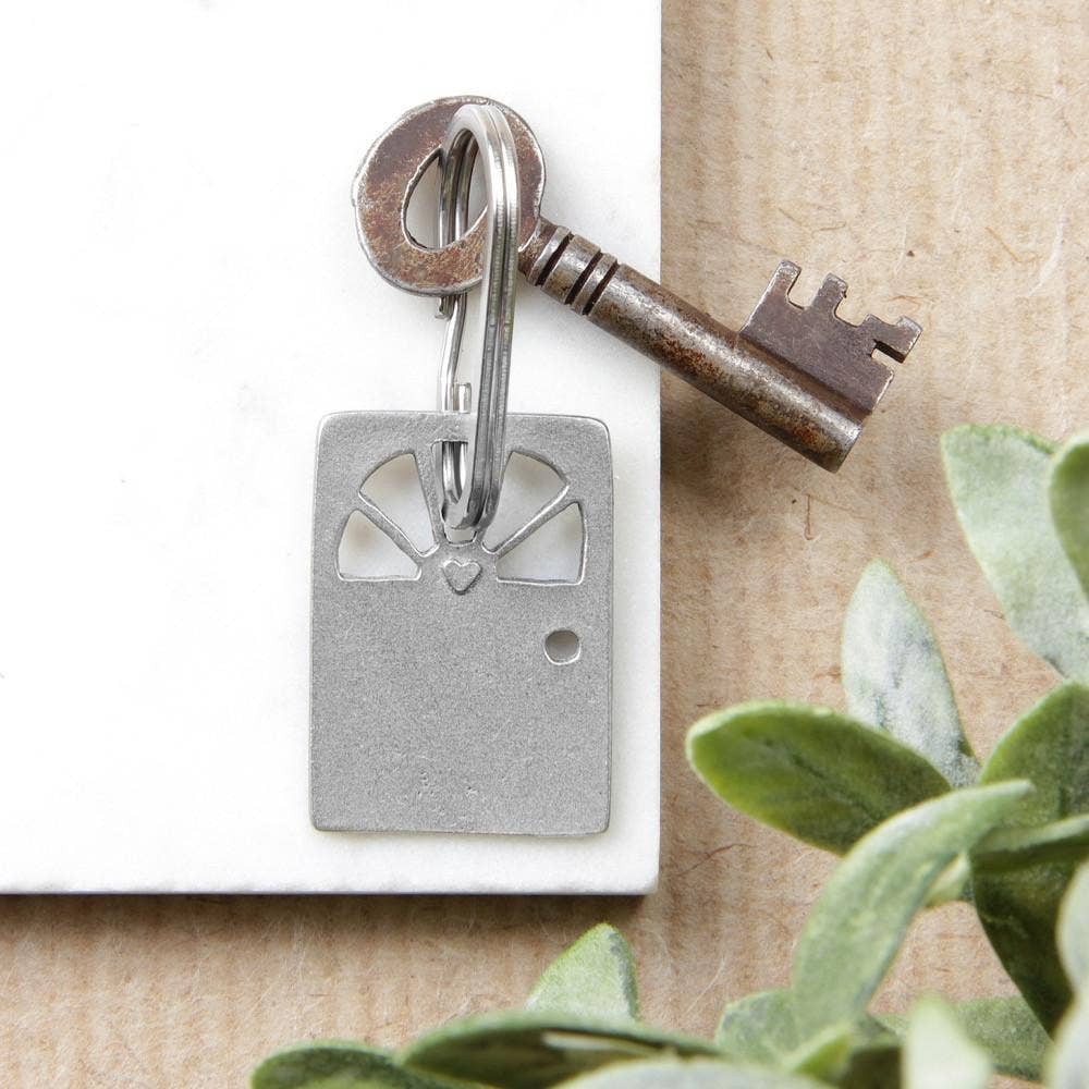 Kutuu Heart Door Keychain