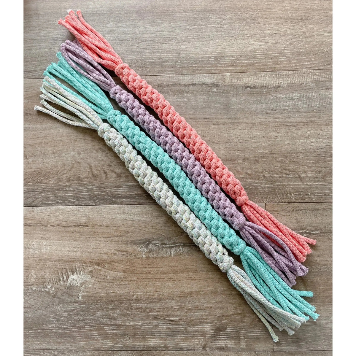 Muttsie UK The Tassel Tug: Standard Mix