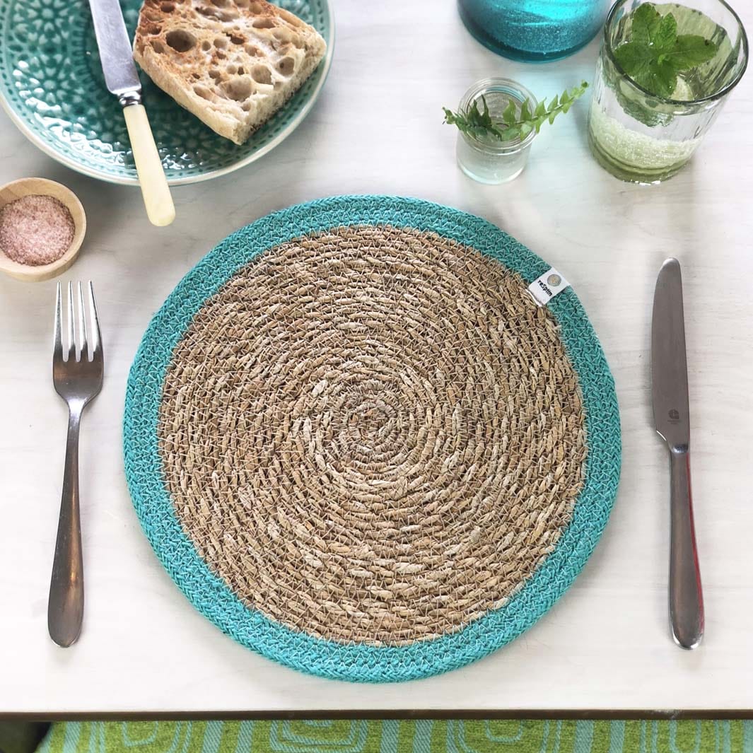 Respiin Round Seagrass & Jute Table Mat Natural / Turquoise