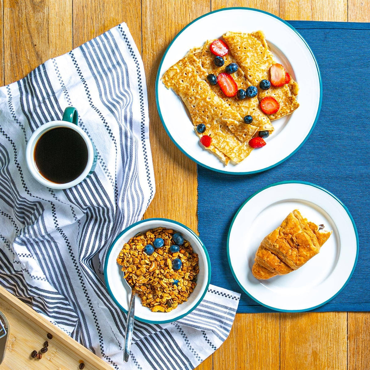 Rinkit Ltd Argon Tableware White Enamel Bowl - 16cm - Green