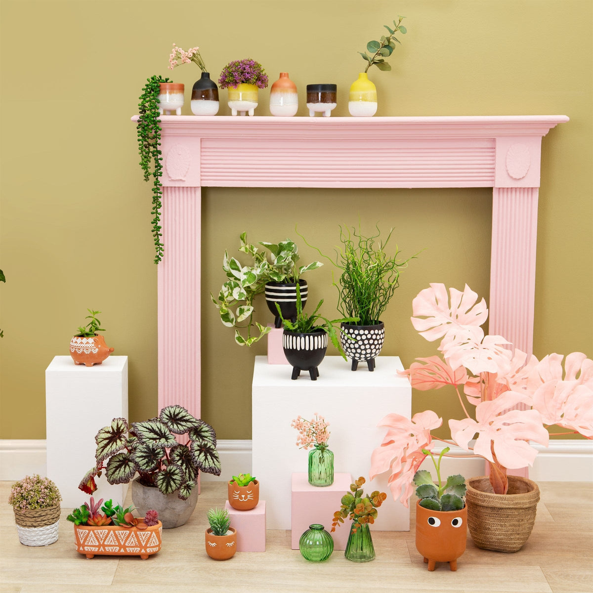 Sass & Belle Grooved Planter On Legs