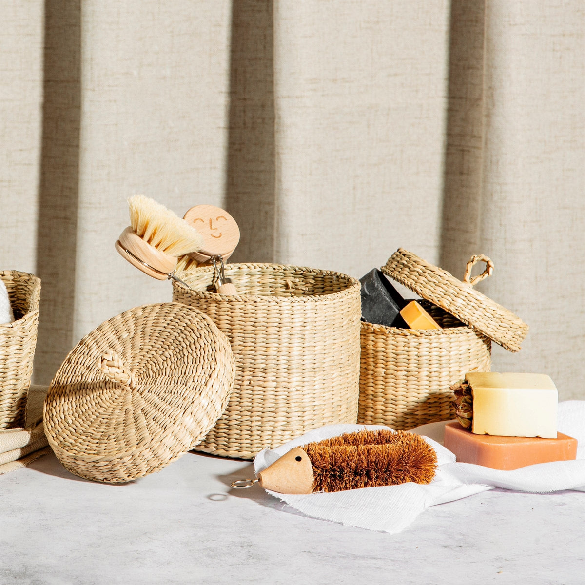 Sass & Belle Seagrass Baskets With Lid - Set of 2