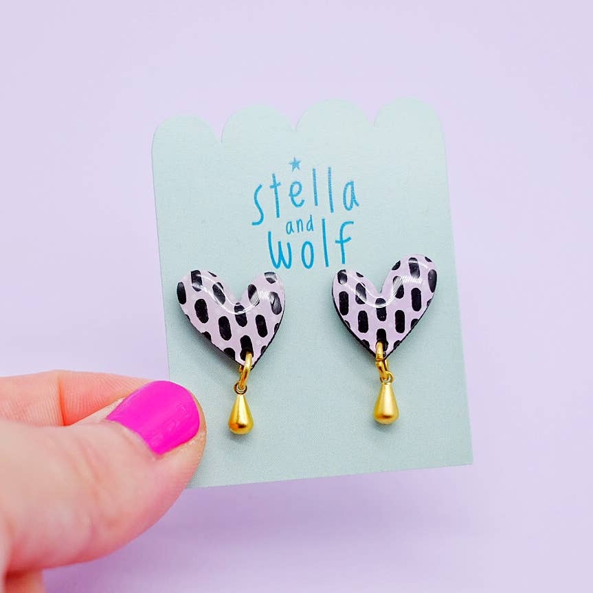 Stella and Wolf Lilac polka dot heart earrings