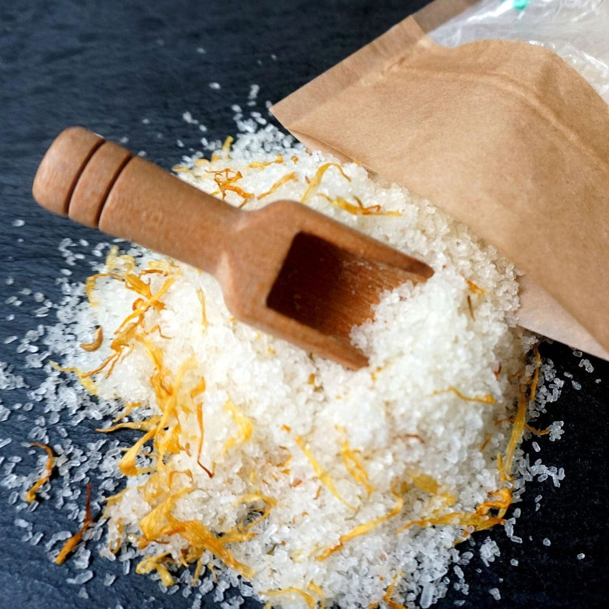 The Natural Spa Lemon and Calendula Bath Soak